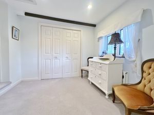 Photo 25- click for photo gallery